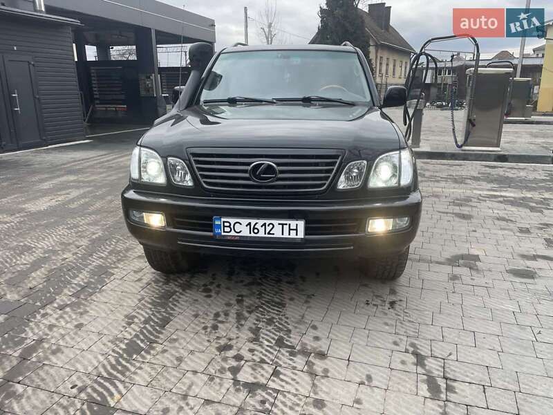 Внедорожник / Кроссовер Lexus LX 2006 в Самборе