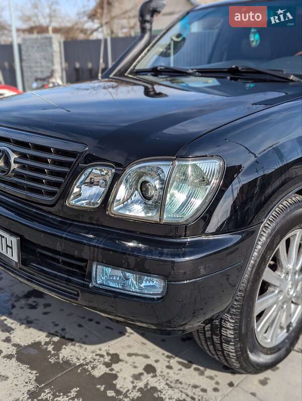 Внедорожник / Кроссовер Lexus LX 2006 в Самборе