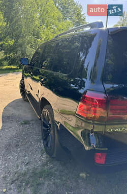 Внедорожник / Кроссовер Lexus LX 2008 в 