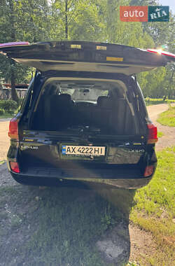 Внедорожник / Кроссовер Lexus LX 2008 в 