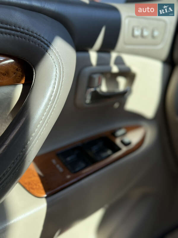 Внедорожник / Кроссовер Lexus LX 2004 в Ивано-Франковске