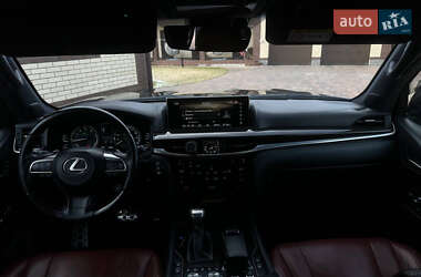 Внедорожник / Кроссовер Lexus LX 2019 в 