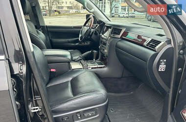 Позашляховик / Кросовер Lexus LX 2012 в 