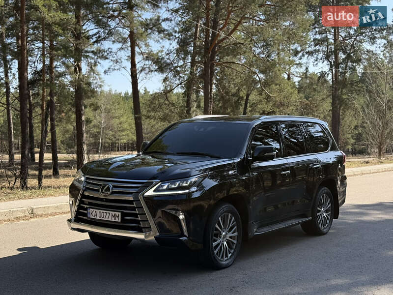 Внедорожник / Кроссовер Lexus LX 2017 в 