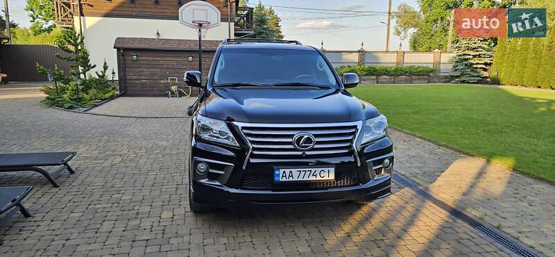 Внедорожник / Кроссовер Lexus LX 2012 в Киеве