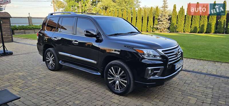 Внедорожник / Кроссовер Lexus LX 2012 в Киеве