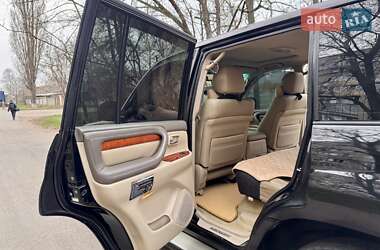Внедорожник / Кроссовер Lexus LX 2003 в 