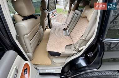Внедорожник / Кроссовер Lexus LX 2003 в 