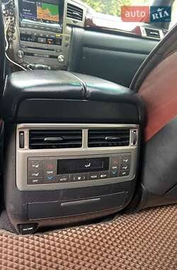Внедорожник / Кроссовер Lexus LX 2013 в 
