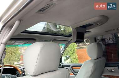 Внедорожник / Кроссовер Lexus LX 2005 в 