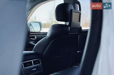 Внедорожник / Кроссовер Lexus LX 2012 в 