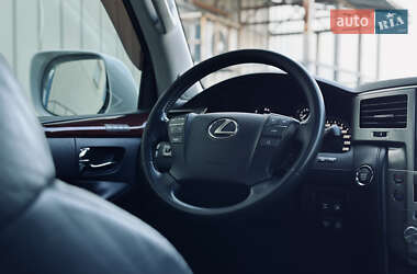 Внедорожник / Кроссовер Lexus LX 2012 в 