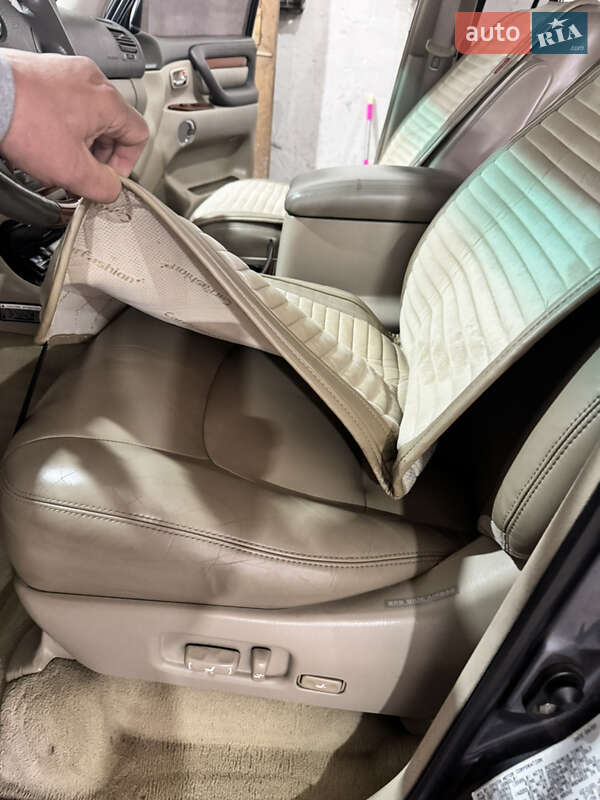 Позашляховик / Кросовер Lexus LX 2003 в Слов'янську