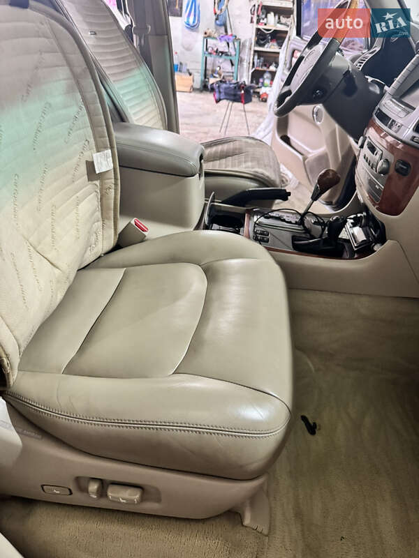 Позашляховик / Кросовер Lexus LX 2003 в Слов'янську
