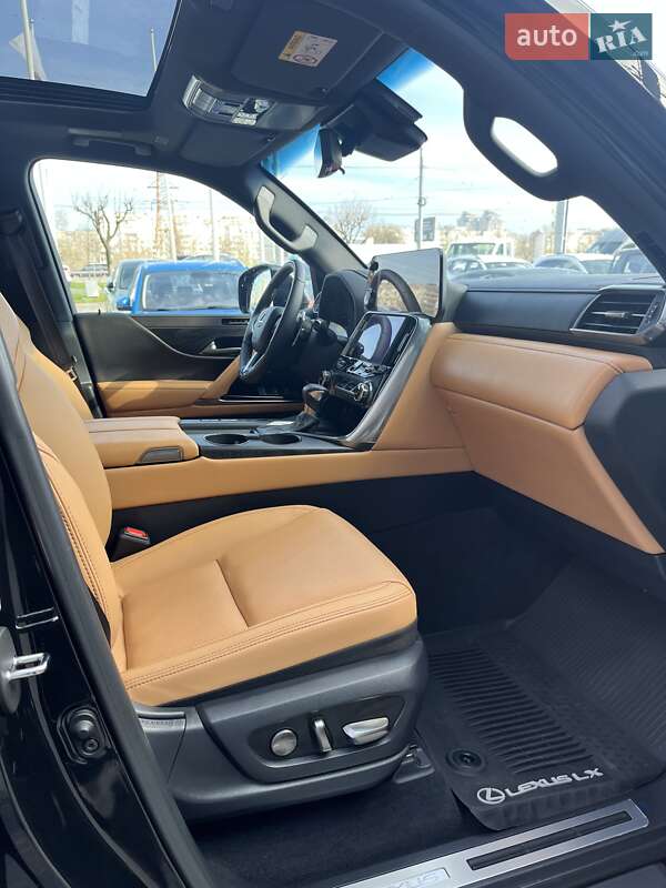 Внедорожник / Кроссовер Lexus LX 2024 в Киеве