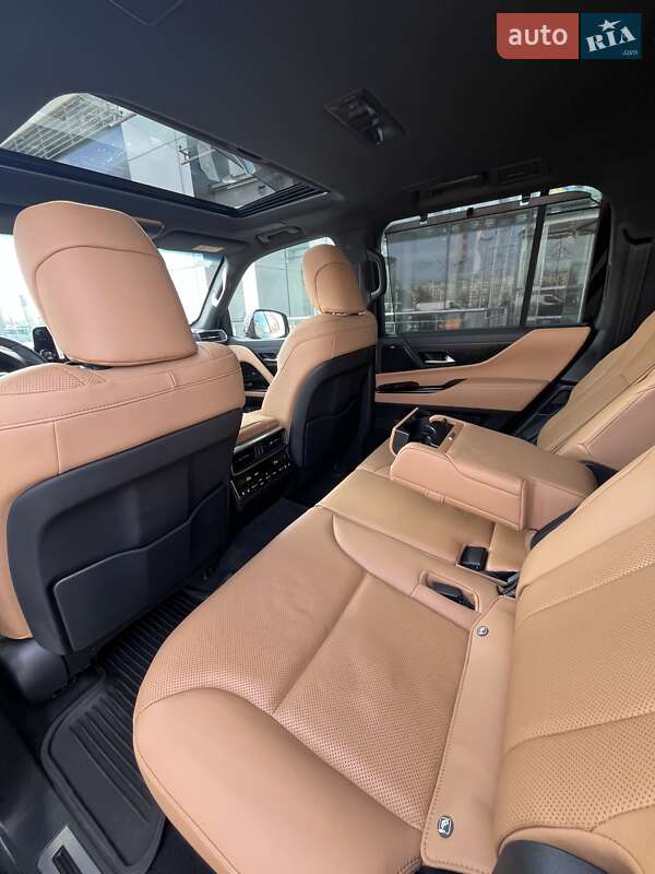Внедорожник / Кроссовер Lexus LX 2024 в Киеве