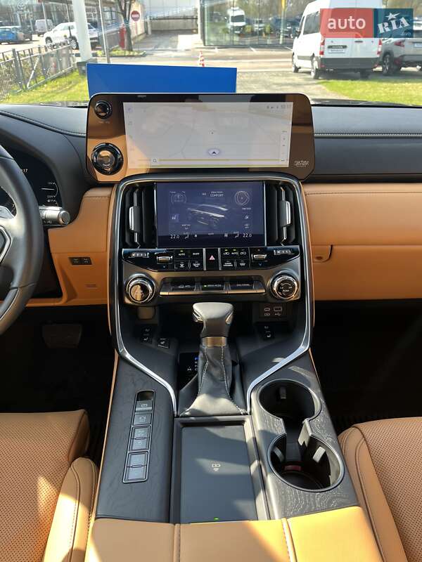 Внедорожник / Кроссовер Lexus LX 2024 в Киеве