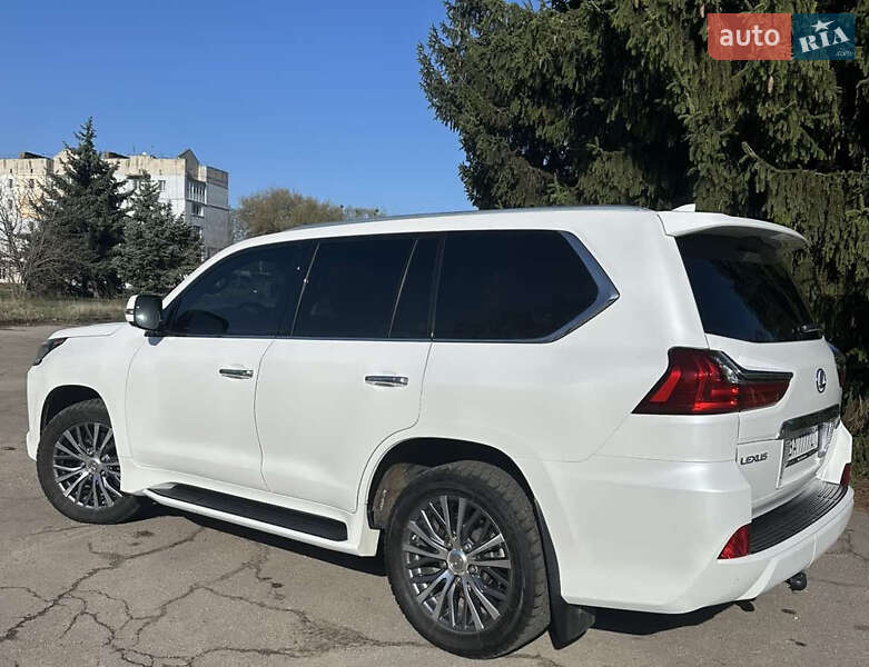 Позашляховик / Кросовер Lexus LX 2017 в Кропивницькому