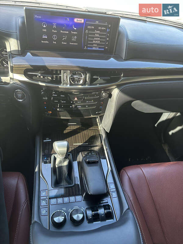 Позашляховик / Кросовер Lexus LX 2017 в Кропивницькому