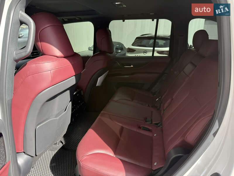 Внедорожник / Кроссовер Lexus LX 2023 в Киеве
