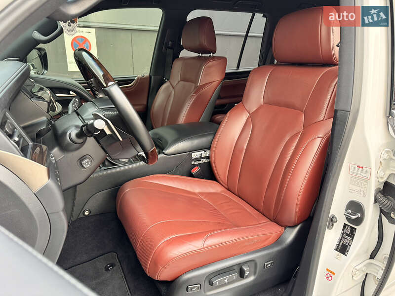 Внедорожник / Кроссовер Lexus LX 2016 в Киеве фото 25 Внедорожник / Кроссовер Lexus LX 2016 в Киеве