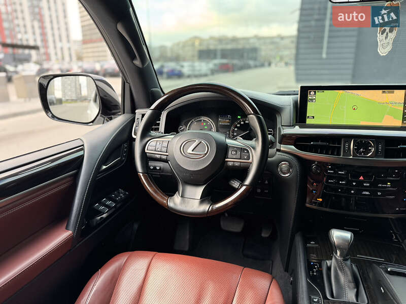 Внедорожник / Кроссовер Lexus LX 2016 в Киеве фото 31 Внедорожник / Кроссовер Lexus LX 2016 в Киеве