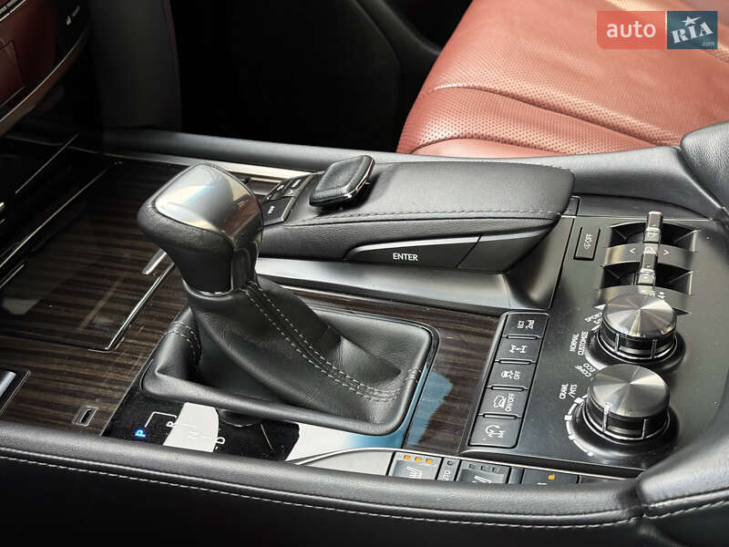 Внедорожник / Кроссовер Lexus LX 2016 в Киеве фото 41 Внедорожник / Кроссовер Lexus LX 2016 в Киеве