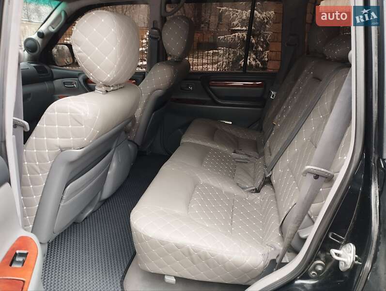 Позашляховик / Кросовер Lexus LX 2000 в Києві