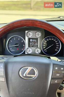 Внедорожник / Кроссовер Lexus LX 2008 в 