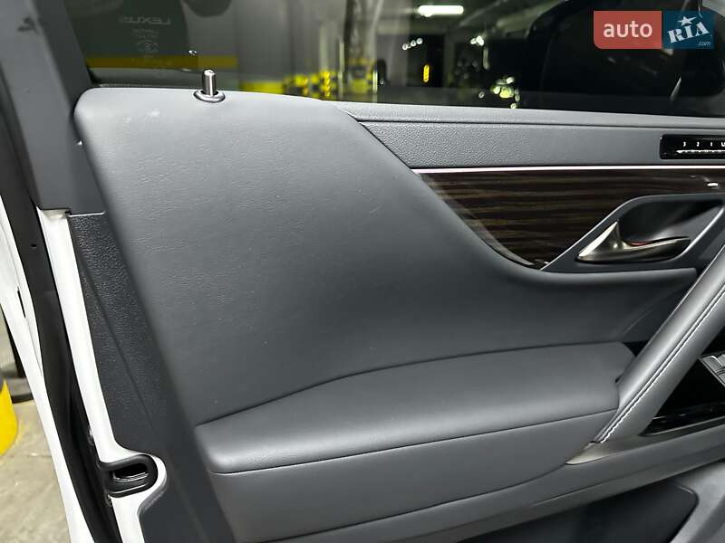 Позашляховик / Кросовер Lexus LX 2022 в Києві