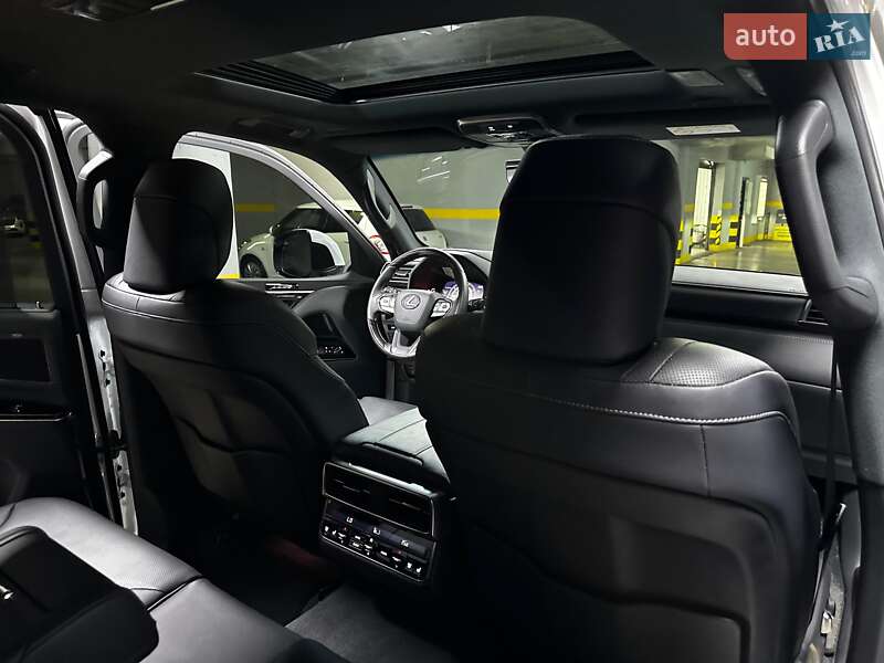 Позашляховик / Кросовер Lexus LX 2022 в Києві
