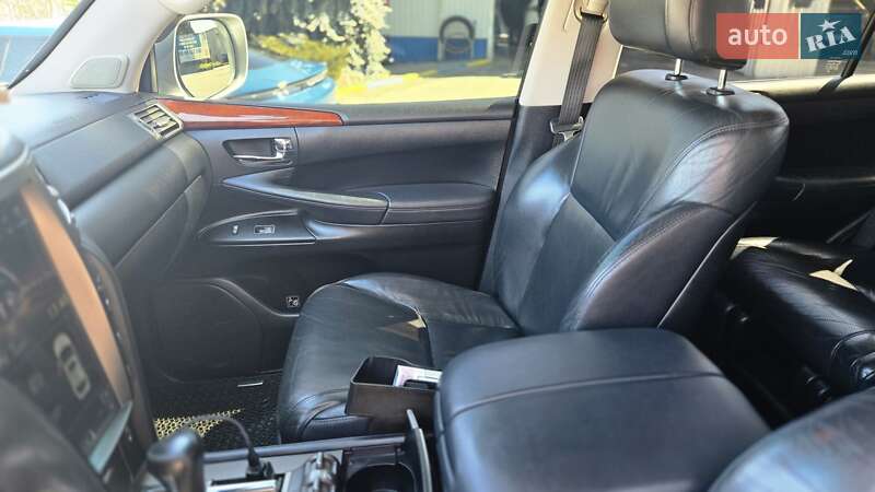 Внедорожник / Кроссовер Lexus LX 2010 в Одессе