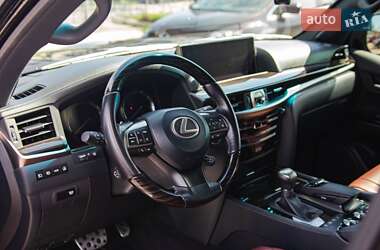 Внедорожник / Кроссовер Lexus LX 2019 в 