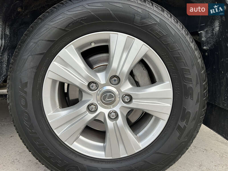 Внедорожник / Кроссовер Lexus LX 2017 в Киеве фото 26 Внедорожник / Кроссовер Lexus LX 2017 в Киеве