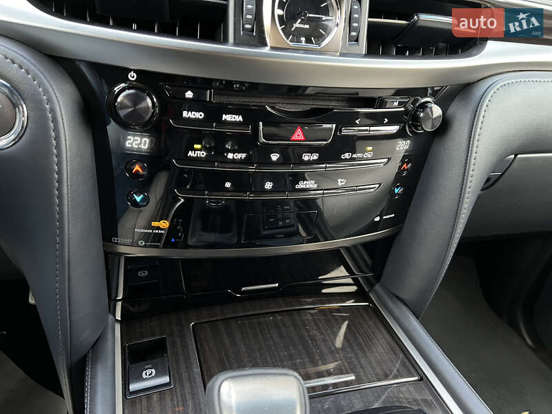 Внедорожник / Кроссовер Lexus LX 2017 в Киеве фото 52 Внедорожник / Кроссовер Lexus LX 2017 в Киеве