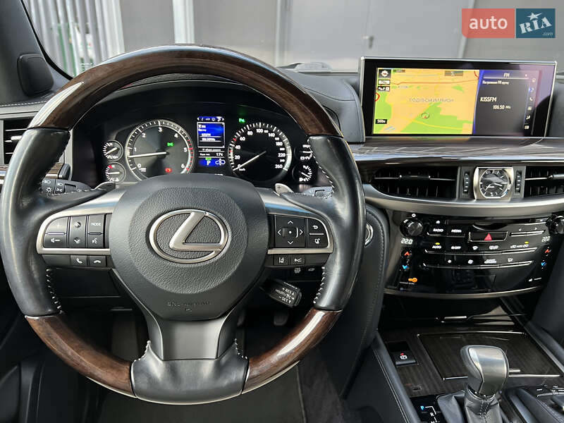 Внедорожник / Кроссовер Lexus LX 2017 в Киеве фото 4 Внедорожник / Кроссовер Lexus LX 2017 в Киеве