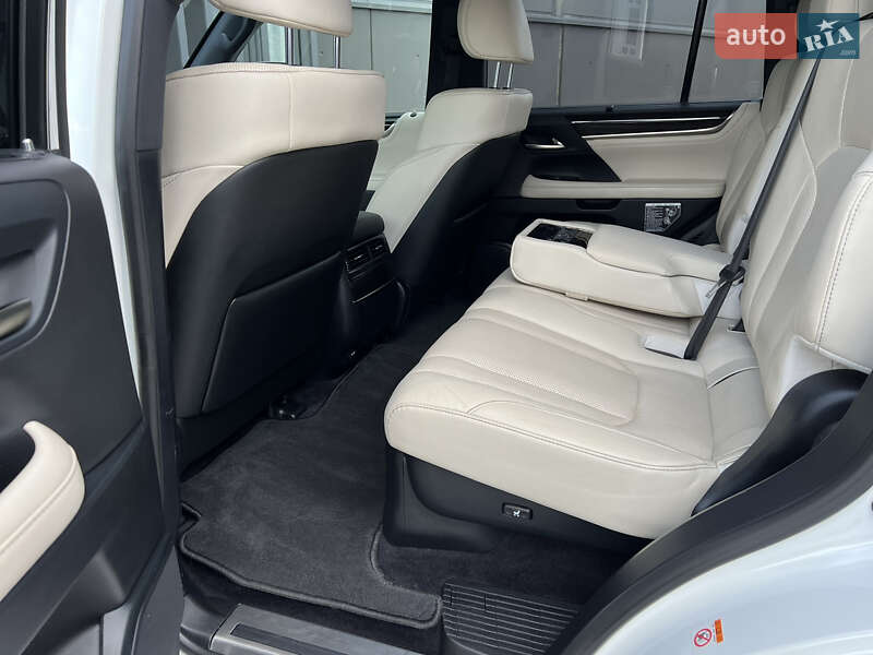 Внедорожник / Кроссовер Lexus LX 2017 в Киеве фото 61 Внедорожник / Кроссовер Lexus LX 2017 в Киеве