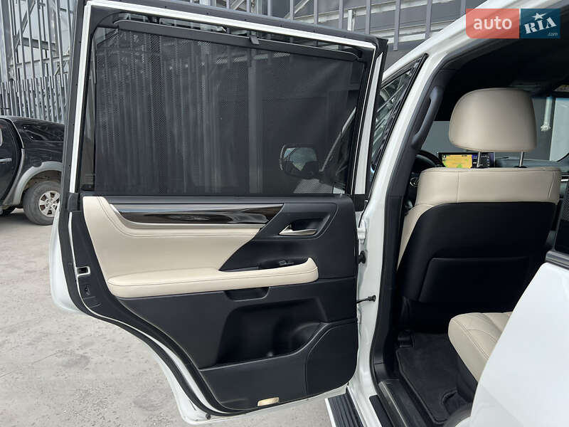 Внедорожник / Кроссовер Lexus LX 2017 в Киеве фото 70 Внедорожник / Кроссовер Lexus LX 2017 в Киеве