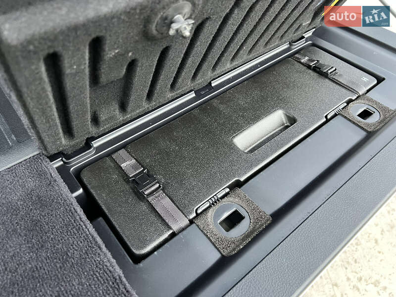 Внедорожник / Кроссовер Lexus LX 2017 в Киеве фото 75 Внедорожник / Кроссовер Lexus LX 2017 в Киеве