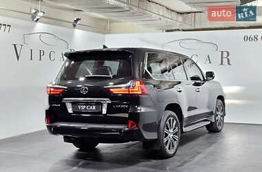 Внедорожник / Кроссовер Lexus LX 2017 в 