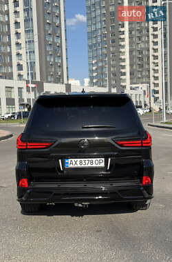 Внедорожник / Кроссовер Lexus LX 2018 в 