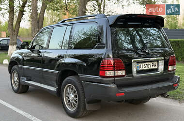 Внедорожник / Кроссовер Lexus LX 2004 в 