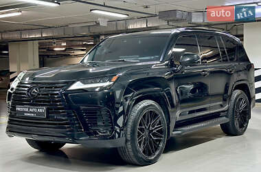 Позашляховик / Кросовер Lexus LX 2022 в 