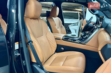 Позашляховик / Кросовер Lexus LX 2022 в 