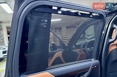 Позашляховик / Кросовер Lexus LX 2022 в 