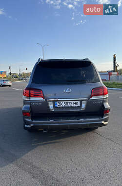 Внедорожник / Кроссовер Lexus LX 2014 в 