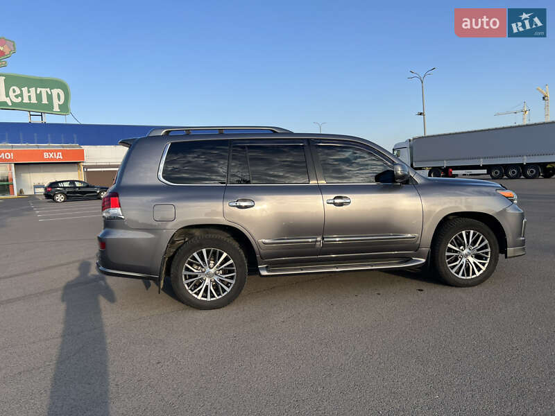 Позашляховик / Кросовер Lexus LX 2014 в Луцьку