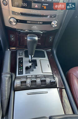Внедорожник / Кроссовер Lexus LX 2014 в 