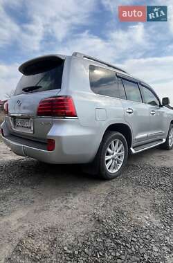 Внедорожник / Кроссовер Lexus LX 2008 в 