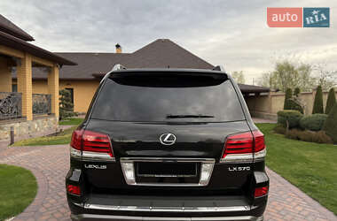 Внедорожник / Кроссовер Lexus LX 2014 в 
